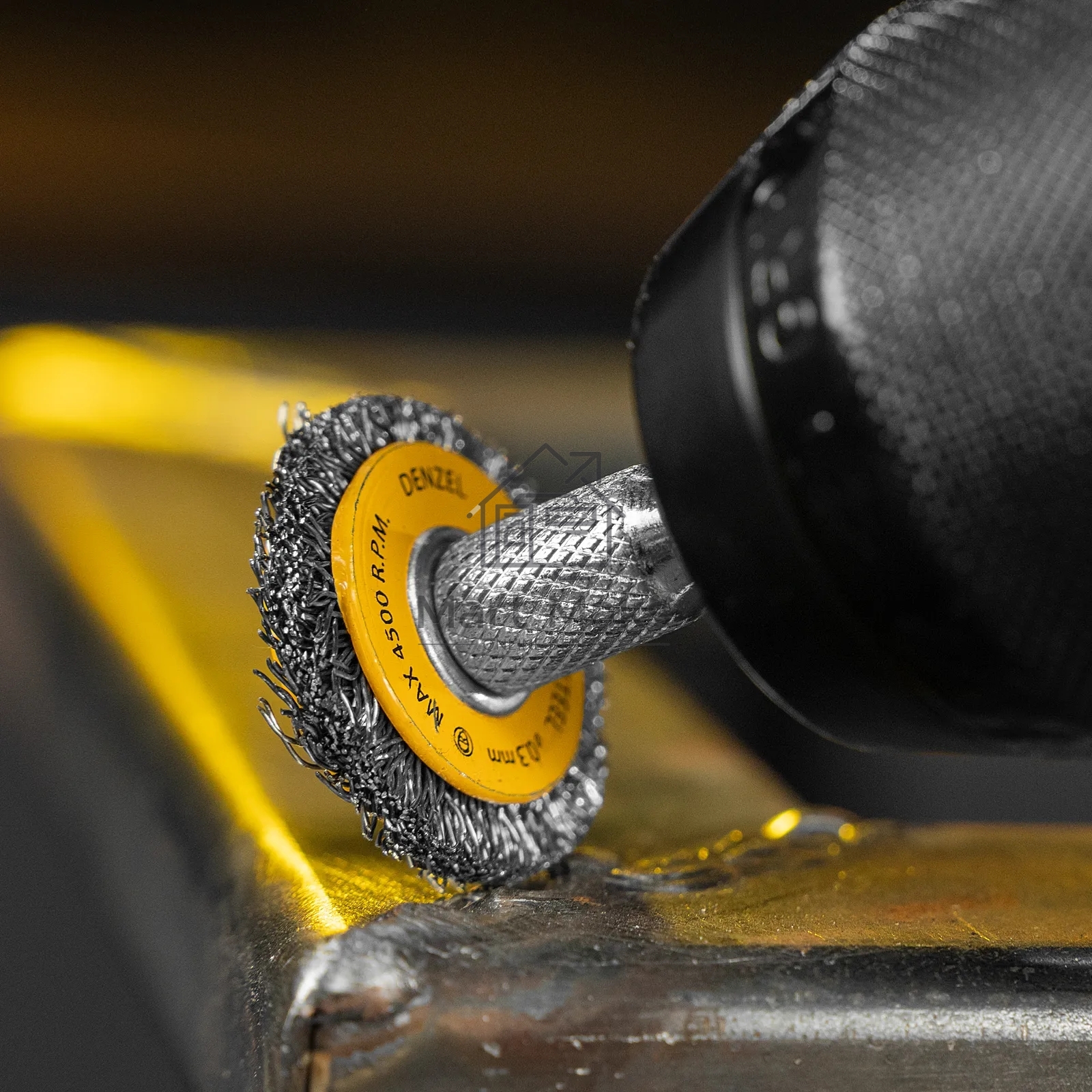 Набор щеток для дрели Denzel 5 Плоских 25-38-50-63-75 мм, шпилька, нерж. вит. проволока