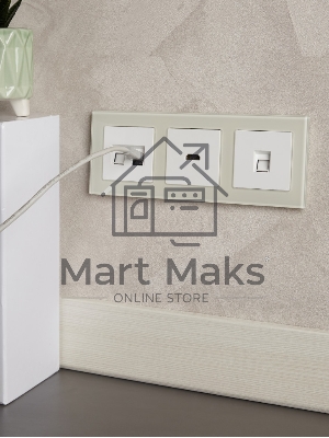 Рамка 3-местная IEK BRITE РУ-3-2-БрВа стекло ванильный