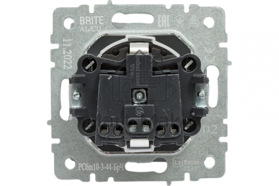 Розетка 1-местная IEK BRITE РСбш10-3-БрЧ (BR-R16-16-K02) с заземлением, с защитными шторками и крышкой, 16А, IP20, черный
