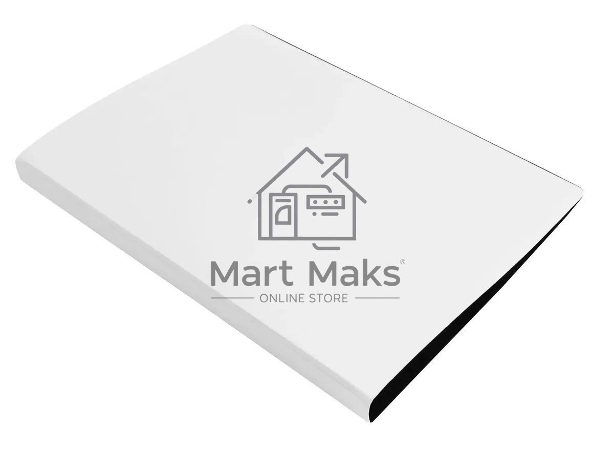 Папка с металлическим зажимом Бюрократ DeLuxe DL07CMILK A4, пластик, 0.7мм, корешок 27мм, молочный