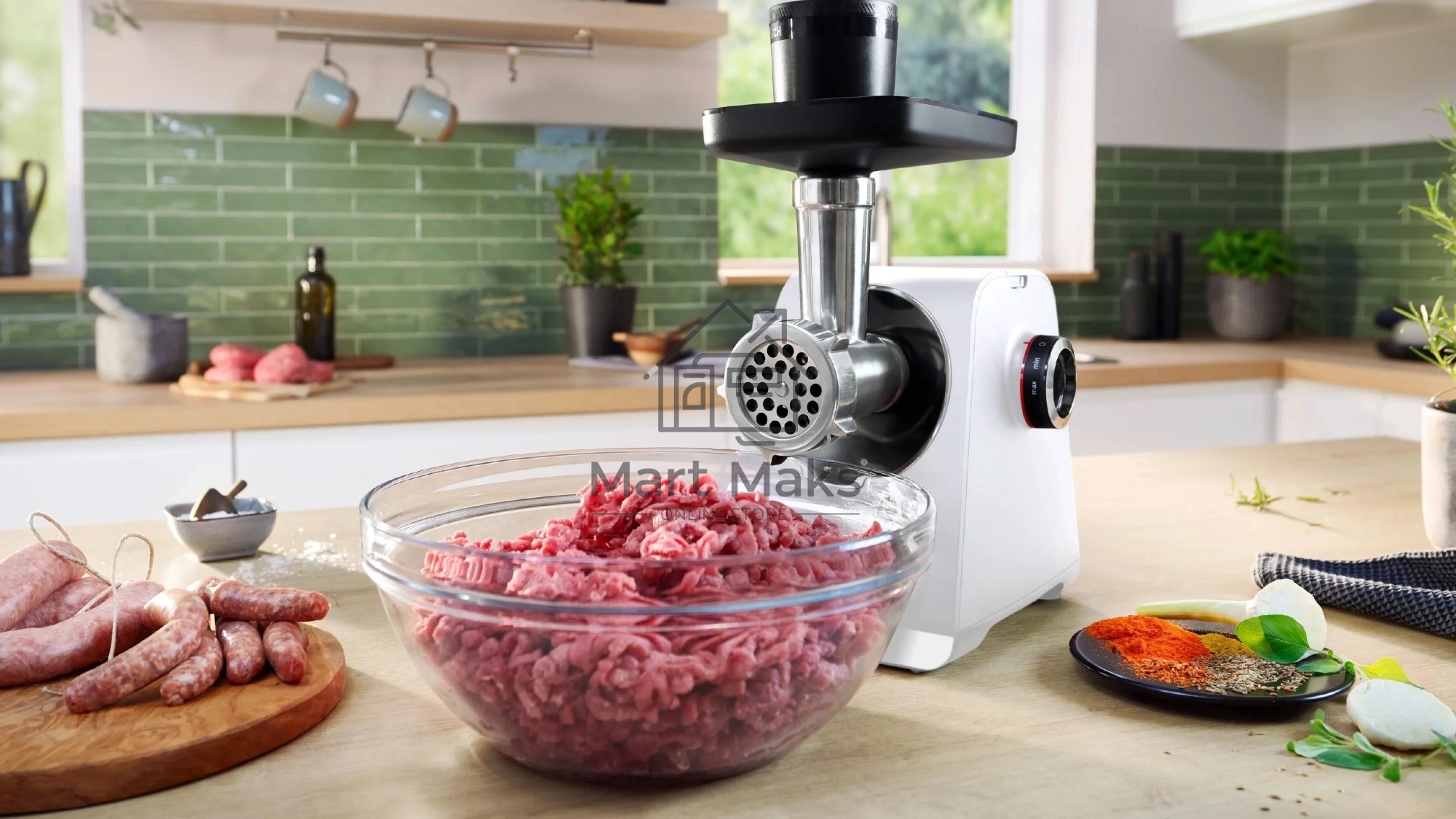 Мясорубка электрическая Bosch MFWS609W белый/черный, 2100 Вт, 3.5 кг/мин, реверс, насадки - 4