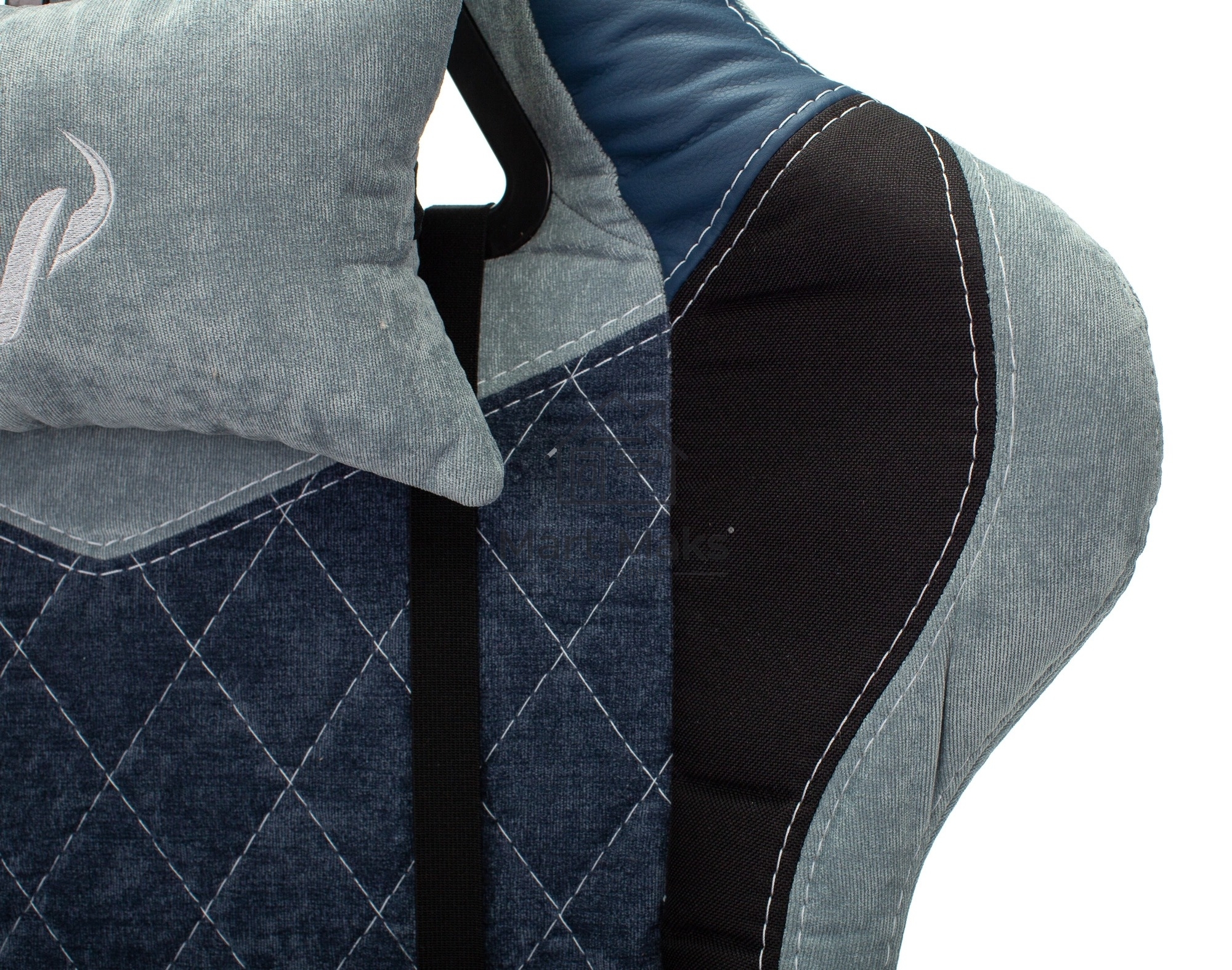 Кресло игровое Бюрократ VIKING 7 KNIGHT BL FABRIC синий текстиль/эко.кожа крестовина металл/пластик