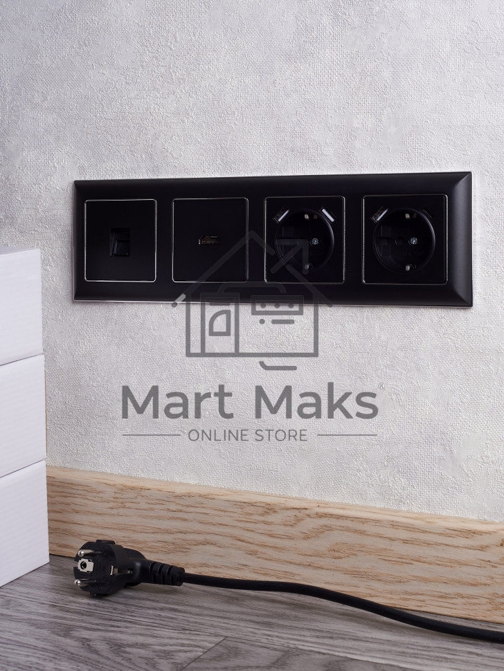 Рамка 4-местная IEK BRITE РУ-4-Бр DECOR 3D-форма хром/черный