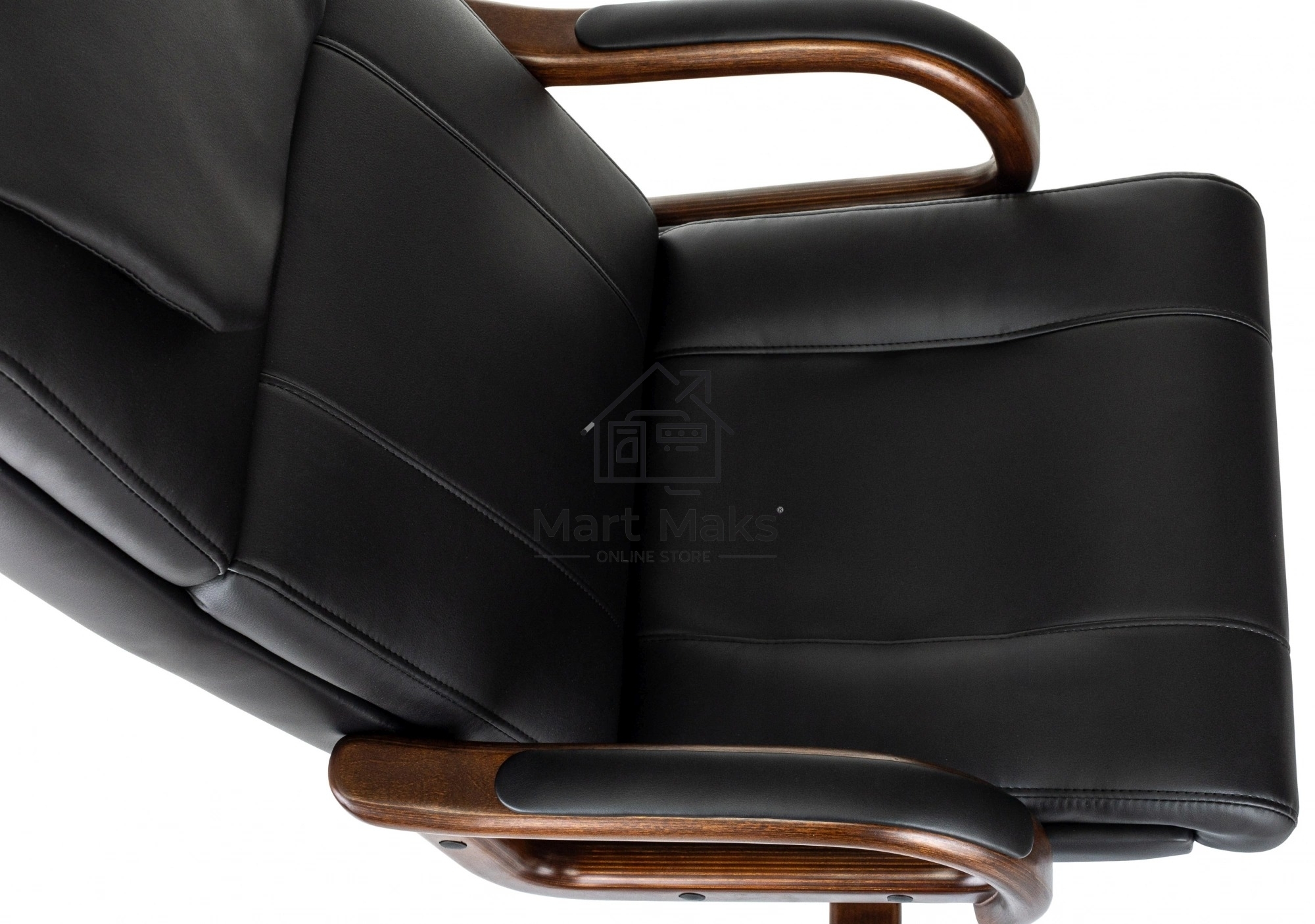 Кресло руководителя Бюрократ T-9933Walnut черный, эко.кожа, крестов. металл/дерево