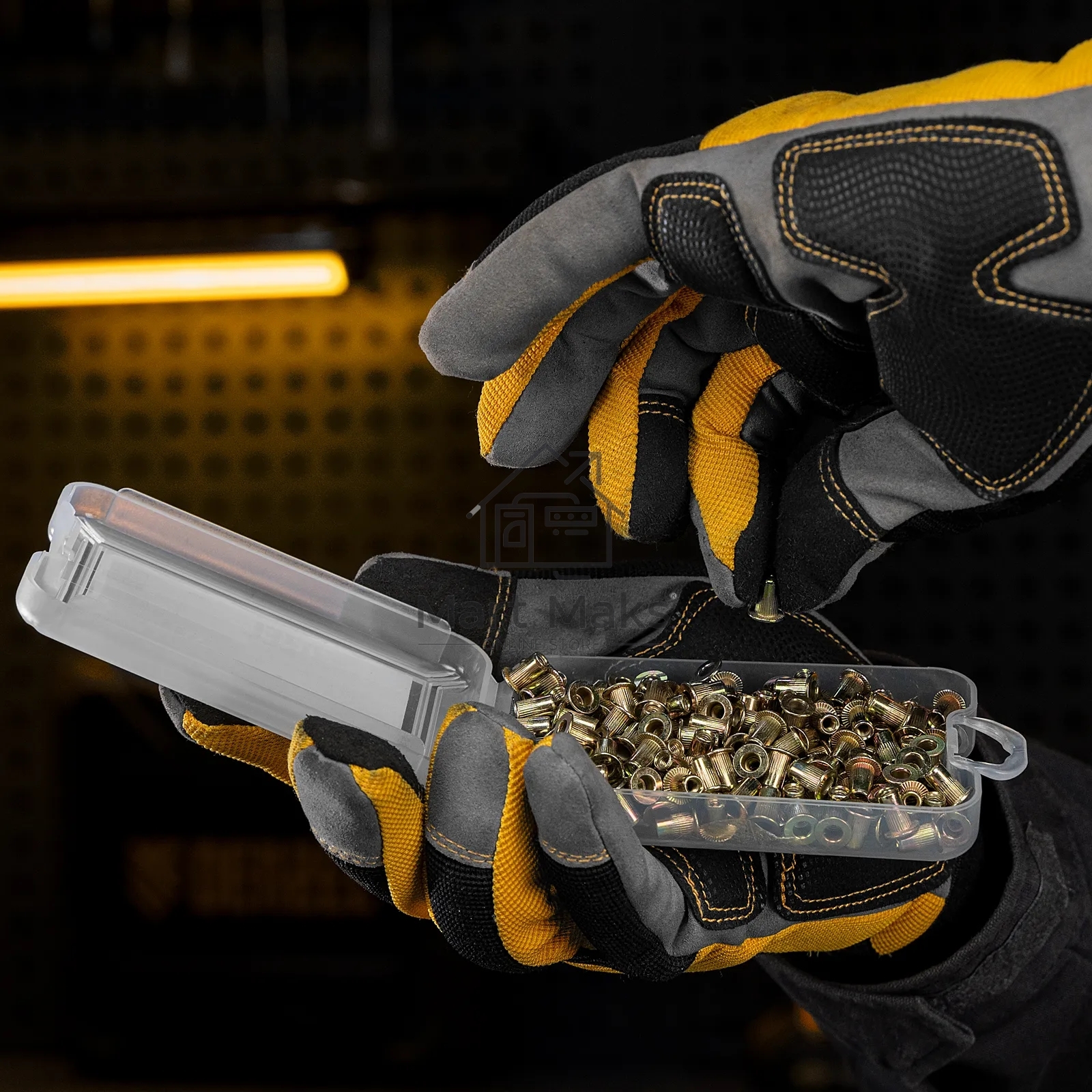 Заклепки резьбовые Denzel стальные, оцинкованные, М3, пластиковый кейс, 200 шт.