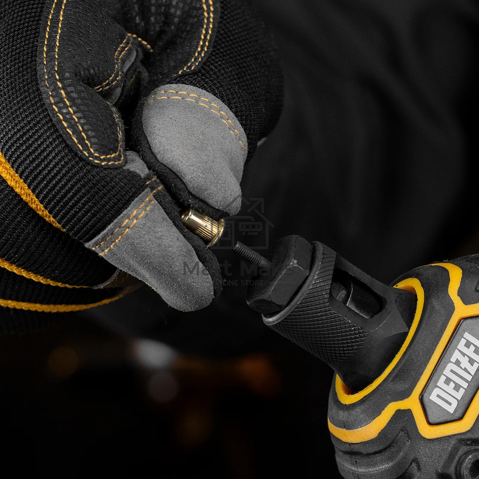 Заклепки резьбовые Denzel стальные, оцинкованные, М3, пластиковый кейс, 200 шт.