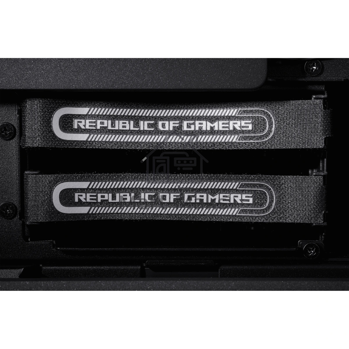 Компьютерный корпус ASUS ROG HYPERION GR701 BTF EDITION (90DC00F0-B39020)