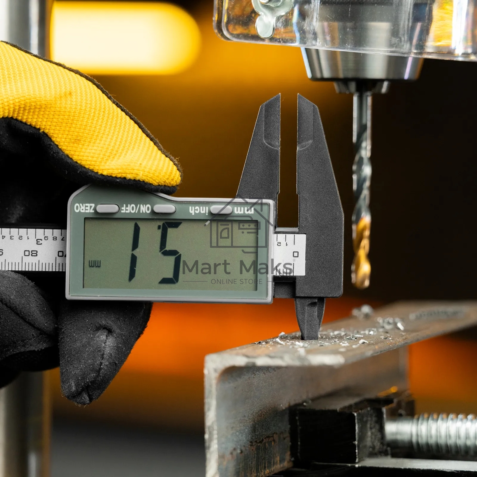 Штангенциркуль пластиковый Denzel 150 мм, электронный, большой дисплей, с глубиномером