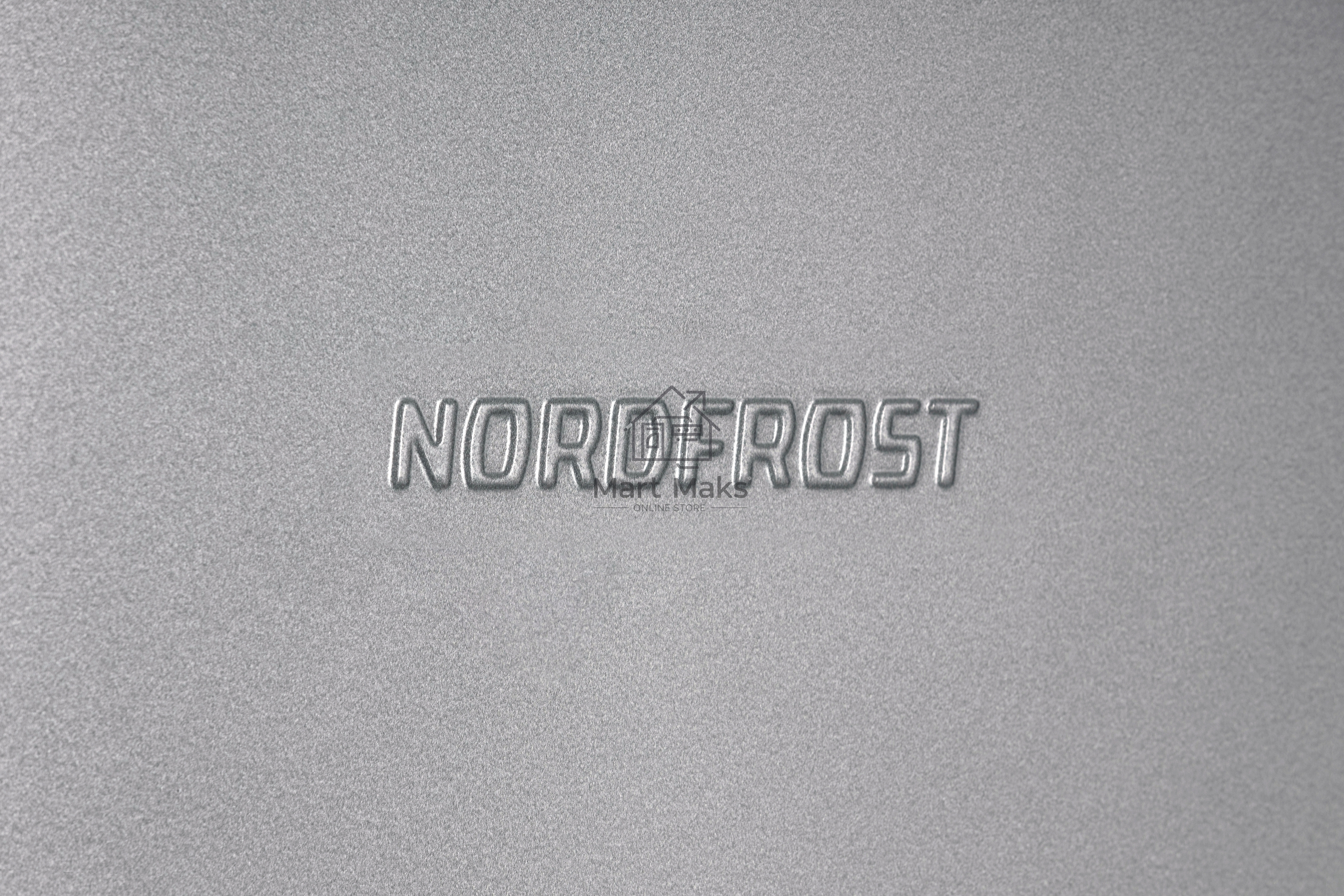 Холодильник Nordfrost NR 402 S серебристый однокамерный 44 л