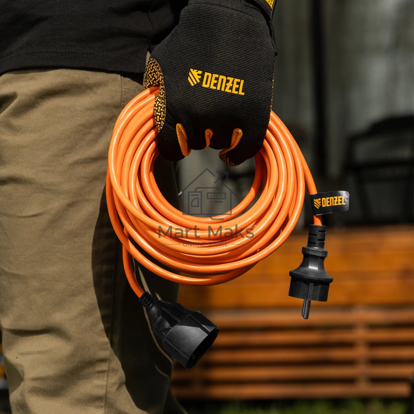 Удлинитель-шнур силовой Garden Series Denzel ПВС, 10 м, 1 розетка 3*1,5 мм