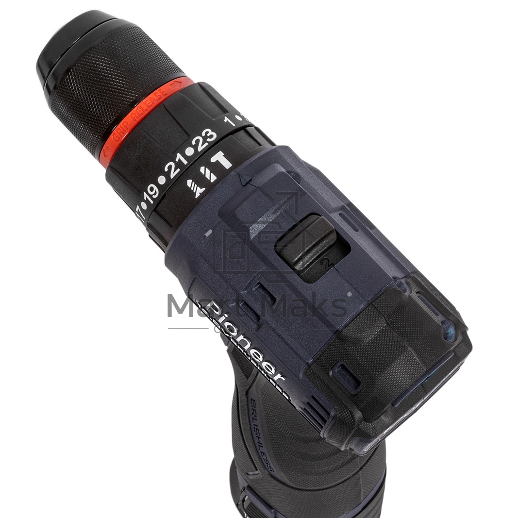 Шуруповерт аккумуляторный PIONEER CID-E1602BL-22C черный, синий