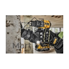 Дрель-шуруповерт аккумуляторная DeWalt DCD805P2T-QW, 18В, 2 АКБ, Кейс
