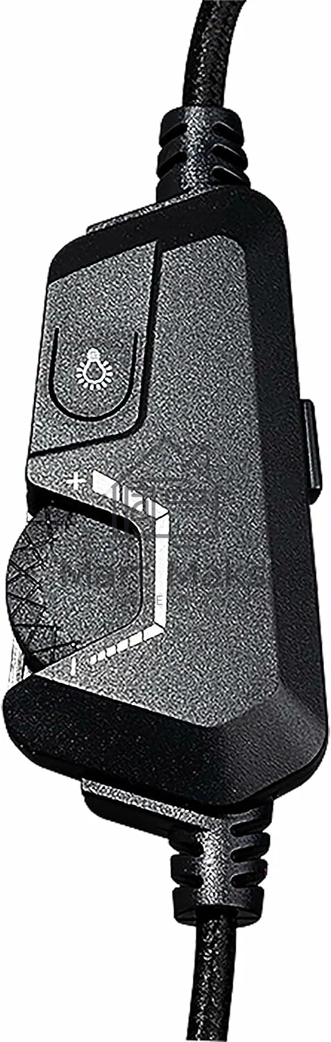 Игровые наушники Mad Catz P.I.L.O.T. 5 черные (7.1, USB, RGB подсветка, 50 мм)