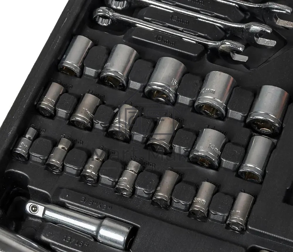 Набор ручного инструмента Bort BTK-123