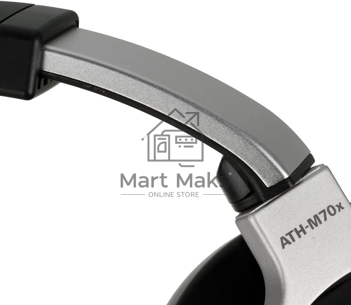 Наушники Audio-Technica ATH-M70X черный
