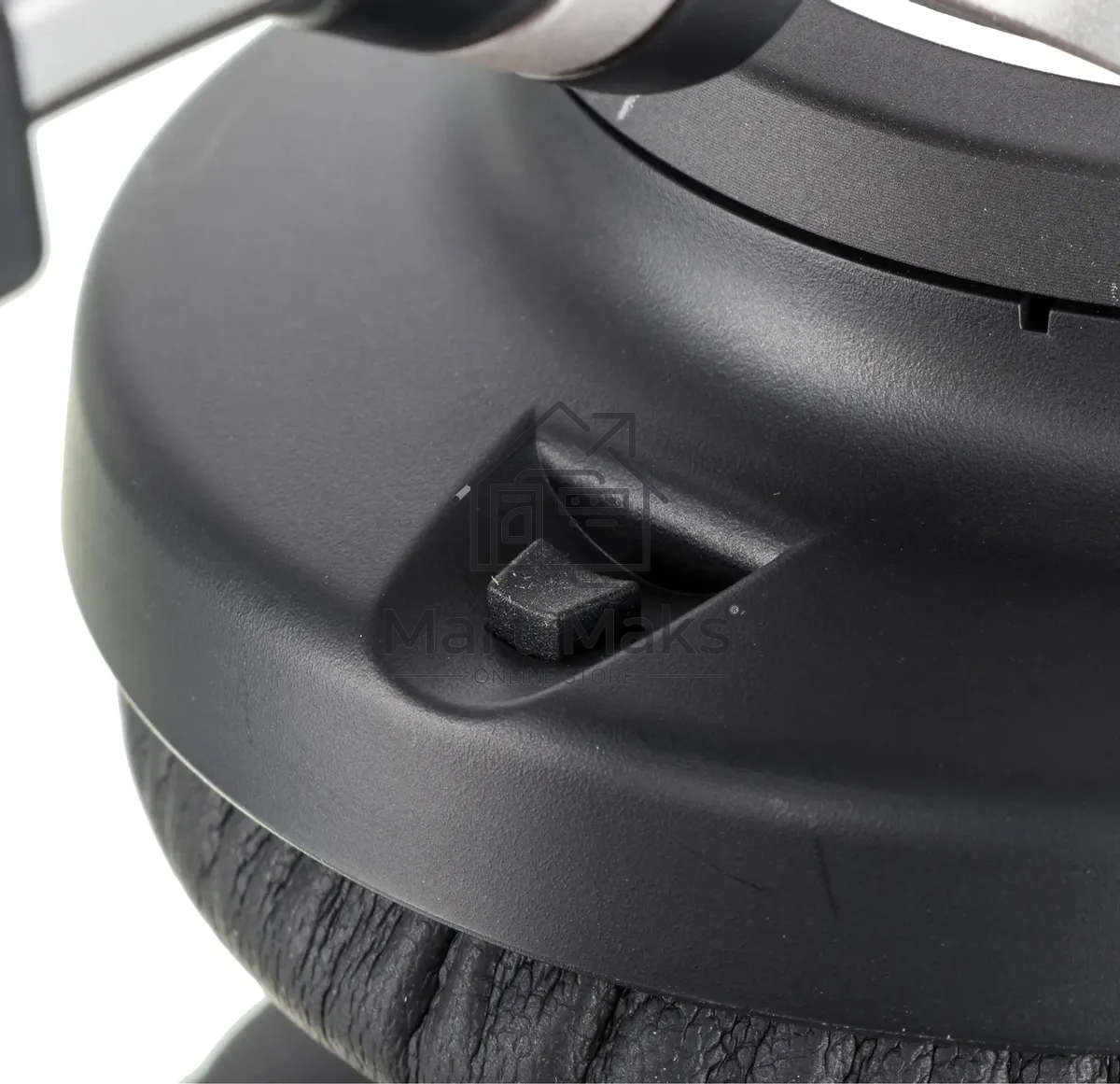 Наушники Audio-Technica ATH-M70X черный