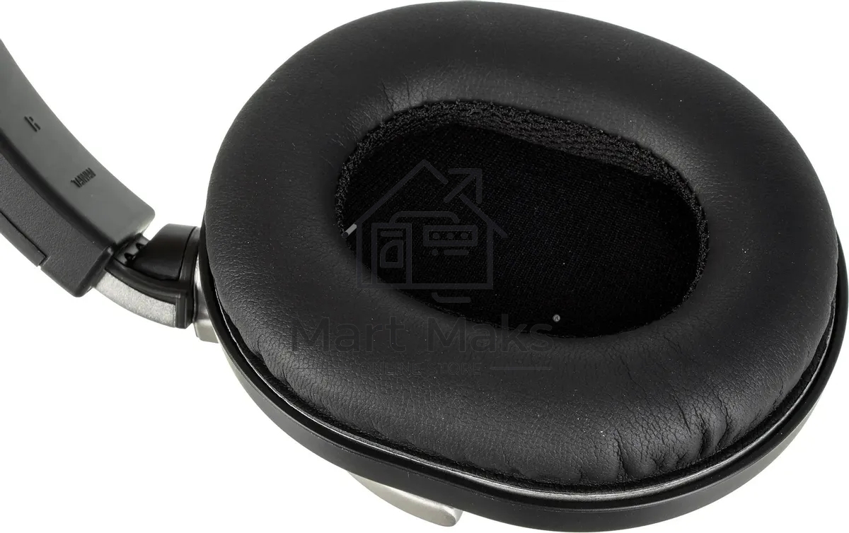 Наушники Audio-Technica ATH-M70X черный