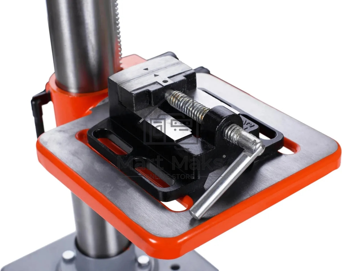 Станок сверлильный Кратон Мастер DM-16/630 630W (4 02 04 015)