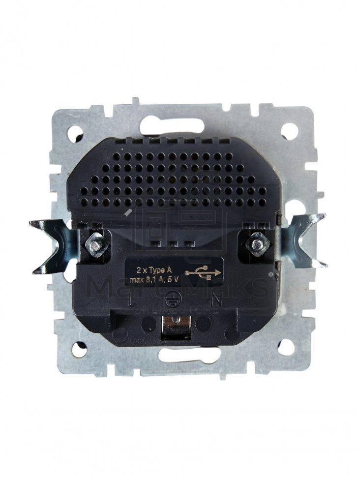 Розетка 1-местная IEK BRITE РЮш10-2-БрА (BR-R14-16-U21-D31-K47) с заземлением, с защитными шторками, 16А, с USB A+A 5В 3,1А, алюминий