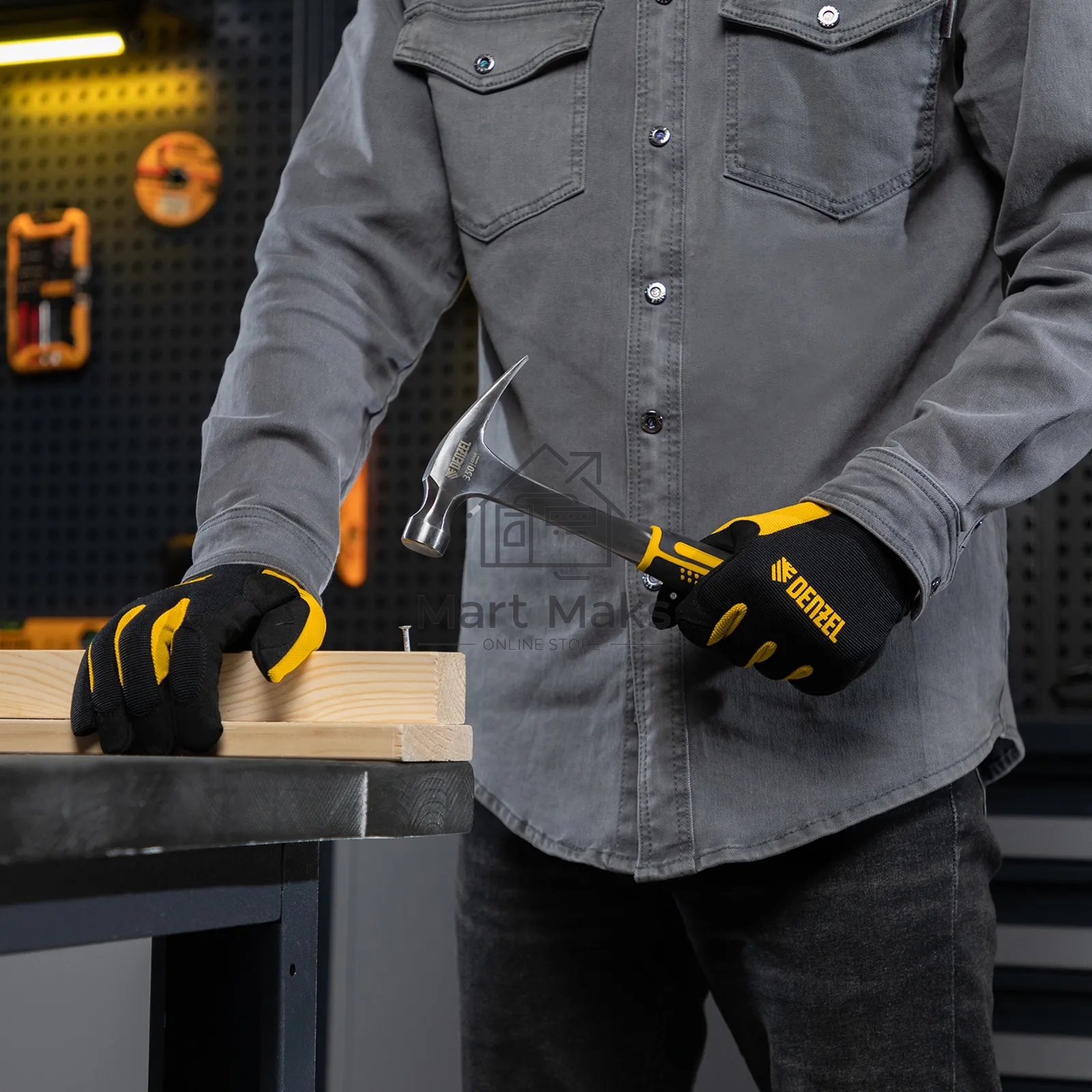 Молоток-гвоздодер Denzel 350 г, цельнометаллический, двухкомпонентная рукоятка