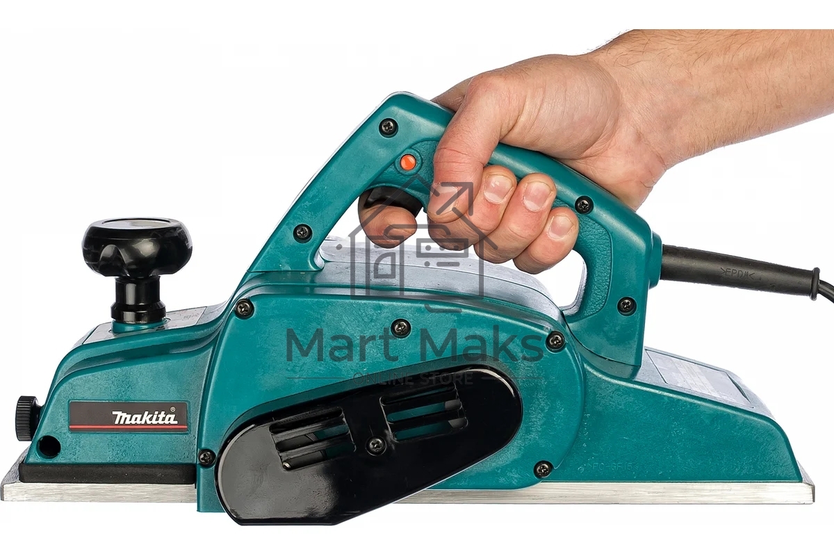 Рубанок Makita 1911B Рубанок,840Вт,16000об\м,ширина-110мм,глуб-3.5мм,4.2кг,кор