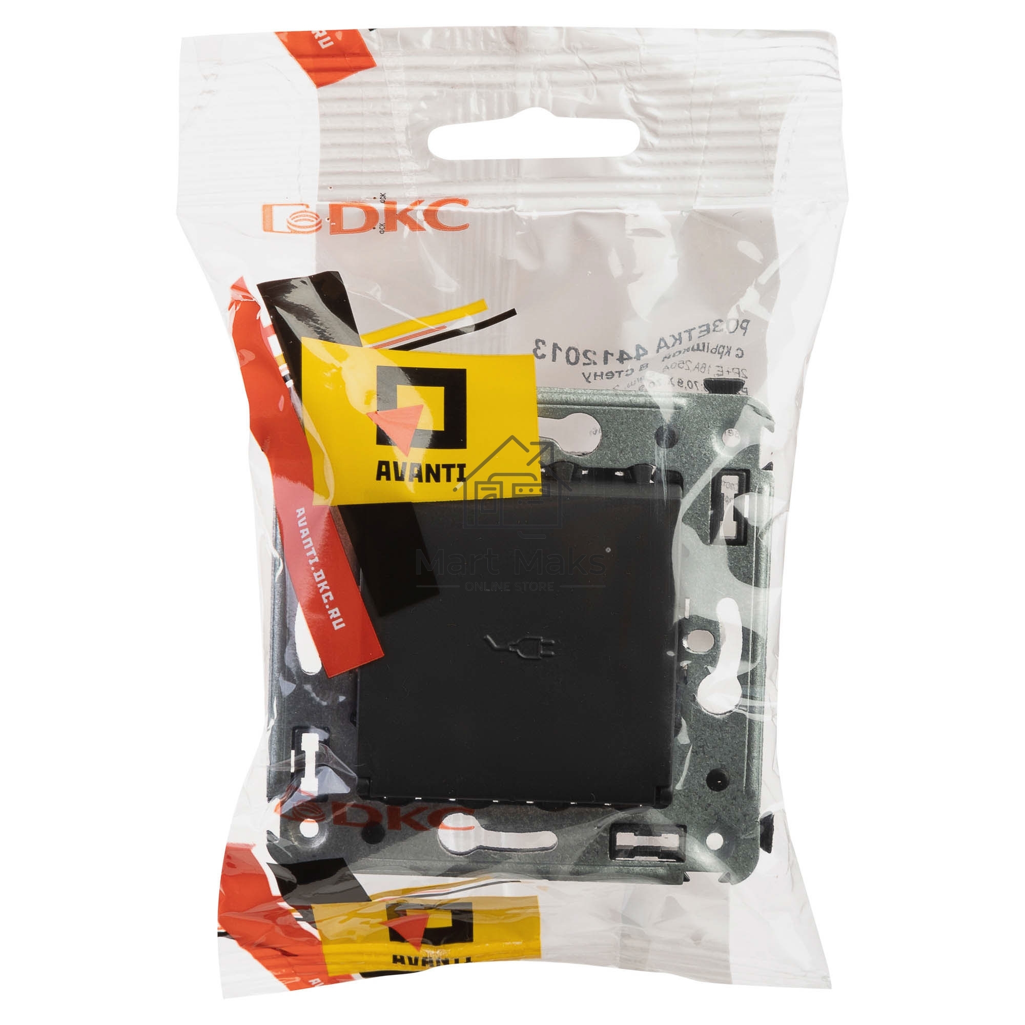 Розетка DKC Avanti 4412013 с крышкой 2P+E со шторками, 