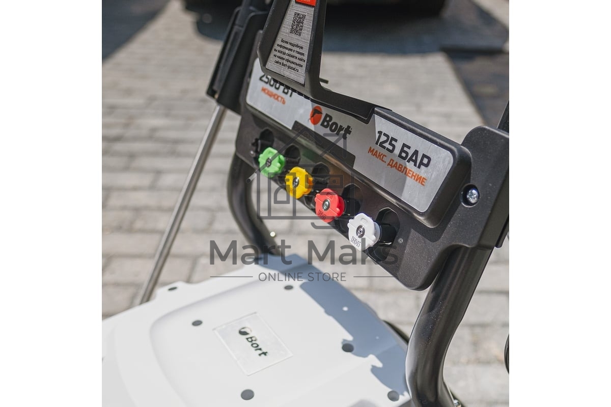 Мойка высокого давления Bort KEX-2800 2500 Вт, максимальное давление 125 бар, рабочее давление 105 бар, 12 л/мин, 23 кг, набор аксессуаров 10шт