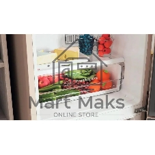 Холодильник Indesit ITR 4200 E бежевый двухкамерный 247/78л морозилка снизу