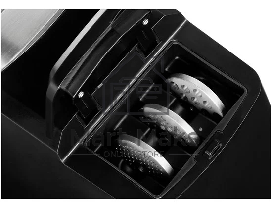 Мясорубка электрическая Bosch MFW68640 черный, 2200 Вт, 4.3 кг/мин, реверс, металлический лоток, насадки - 5