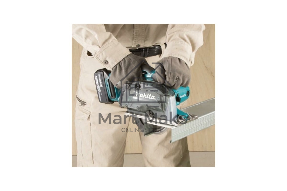 Циркулярная пила (дисковая) Makita DCS552Z (ручная)