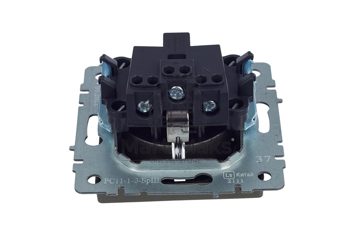 Розетка 1-местная IEK BRITE РС11-1-0-БрШ (BR-R11-16-K37) с заземлением, без защитных шторок, 16А, шампань