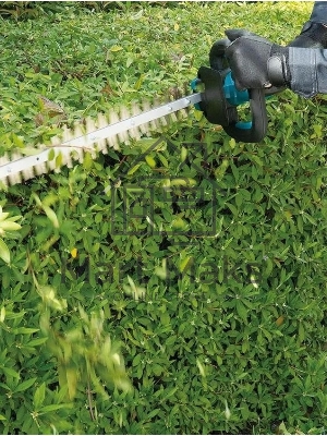 Кусторез Makita UH020GZ аккум.