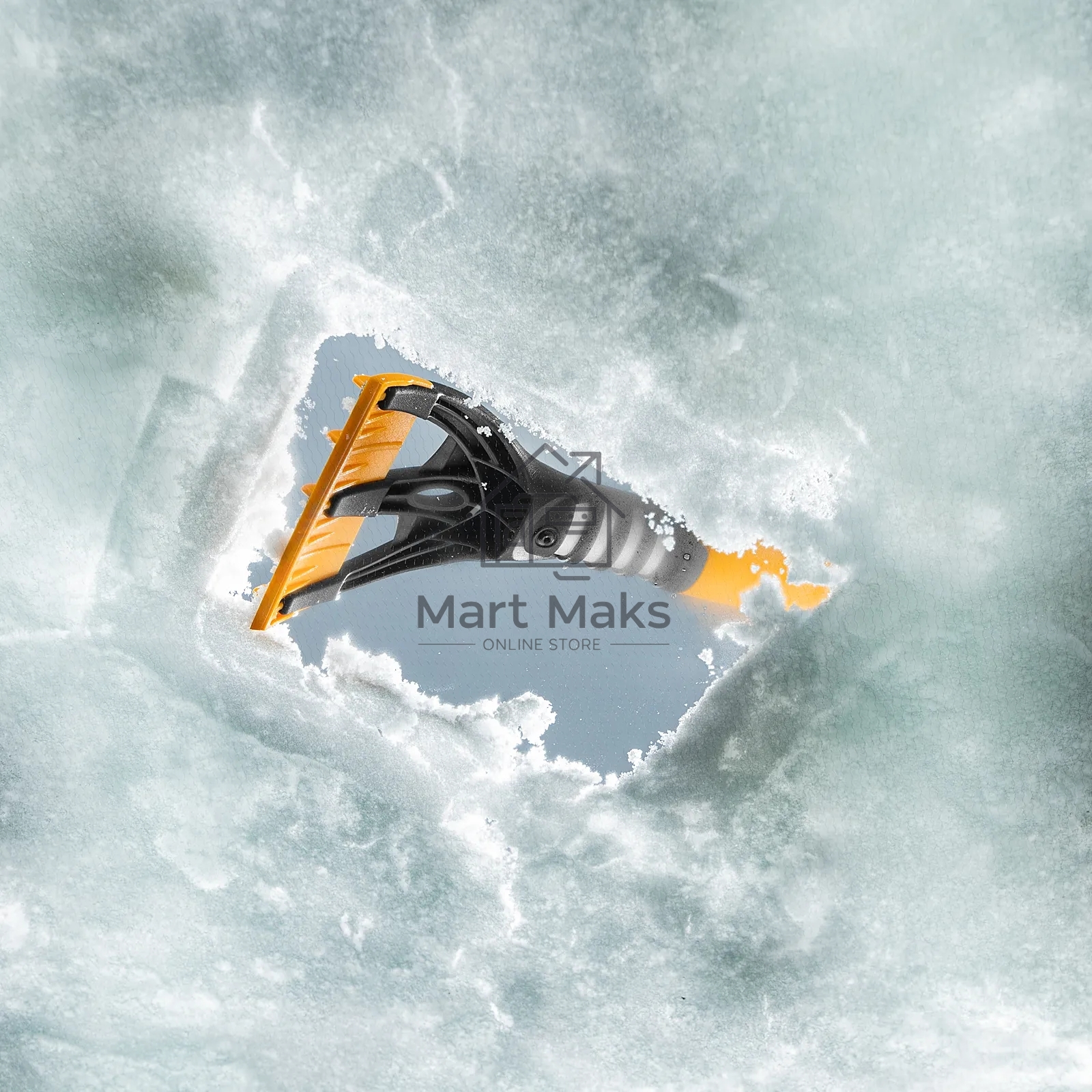 Щетка-сметка для снега со скребком Denzel 600 мм