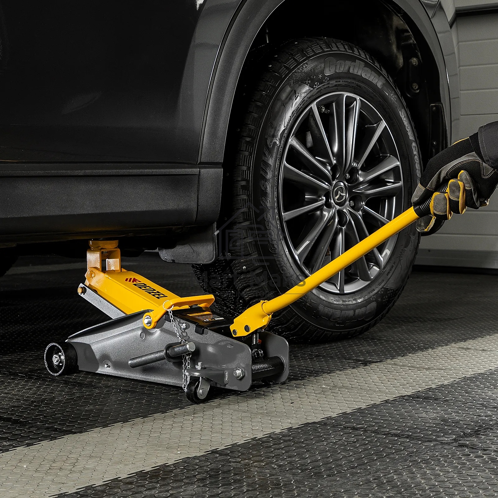 Домкрат гидравлический подкатной с фиксатором Denzel 2,8 т, 135-385 мм