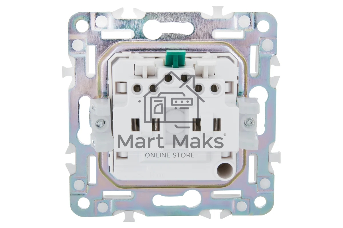 Розетка IEK SKANDY SK-R06G (SK-R14-16-1-K53) с заземлением, с защитными шторками, 16А безвинтовое крепление, графит