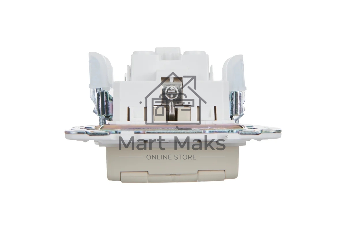 Розетка 1-местная IEK SKANDY SK-R11B (SK-R16-16-44-K10) с заземлением, с защитными шторками и крышкой 16А IP44, бежевый