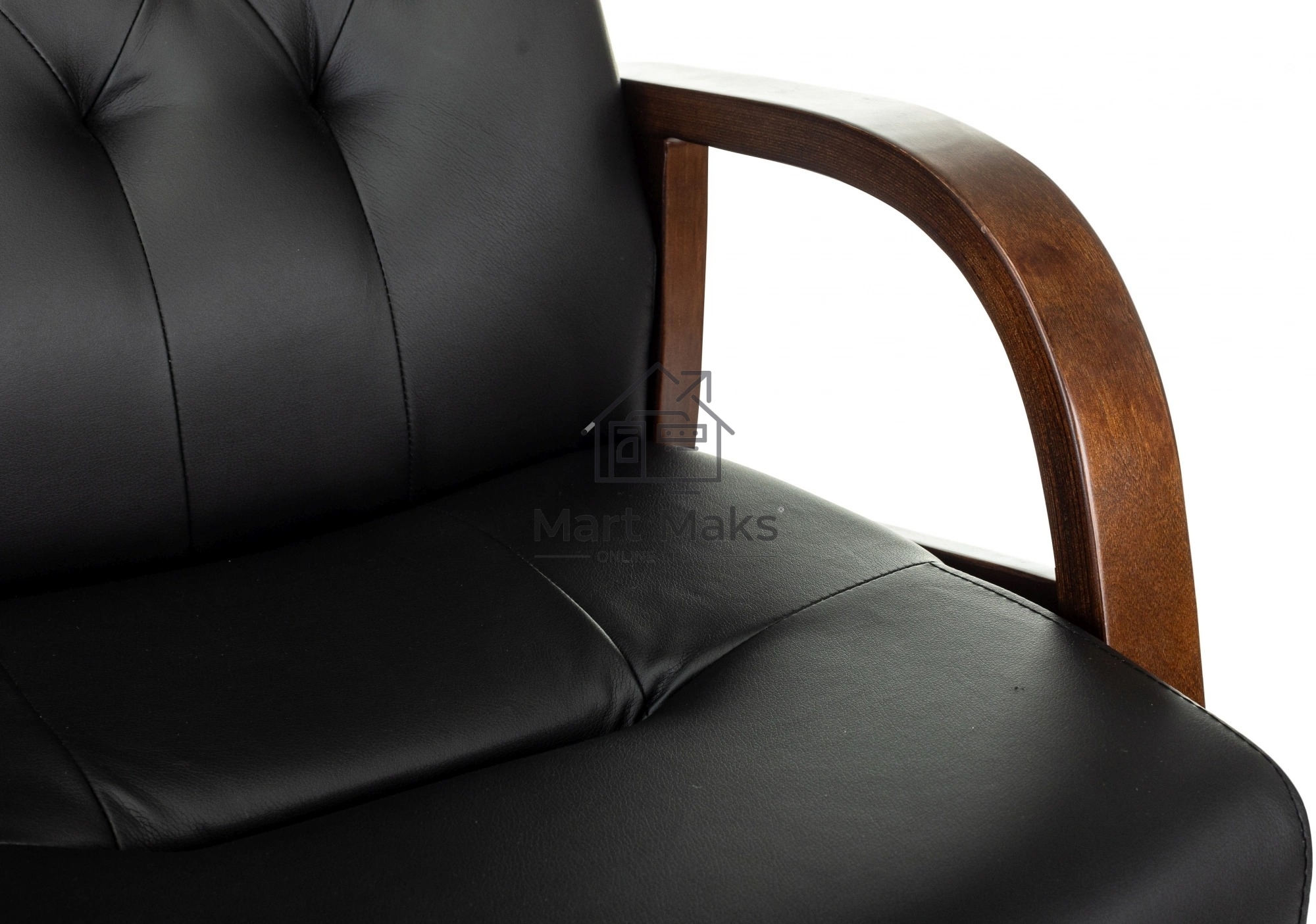 Кресло офисное Бюрократ T-9928WALNUT-CF черный, кожа, на ножках, дерево