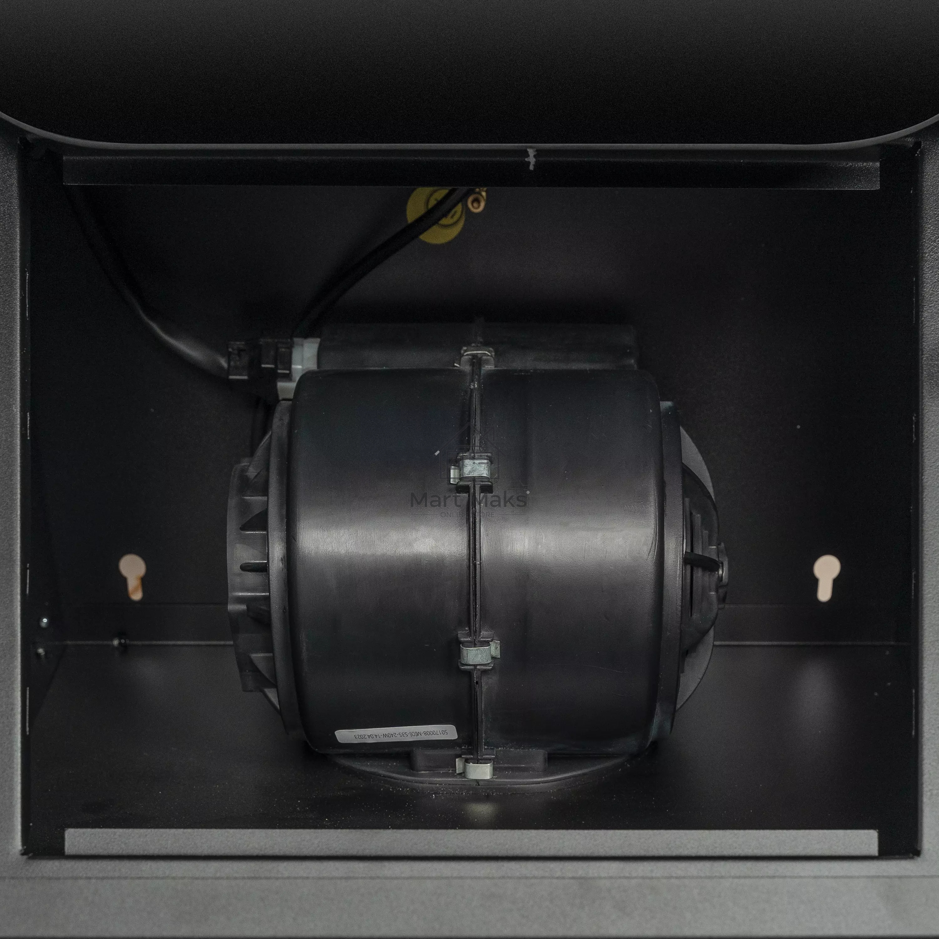 Вытяжка наклонная DeLonghi Linea 608 NB черный, 60 см, 850 куб. м/ч, 63 дБ