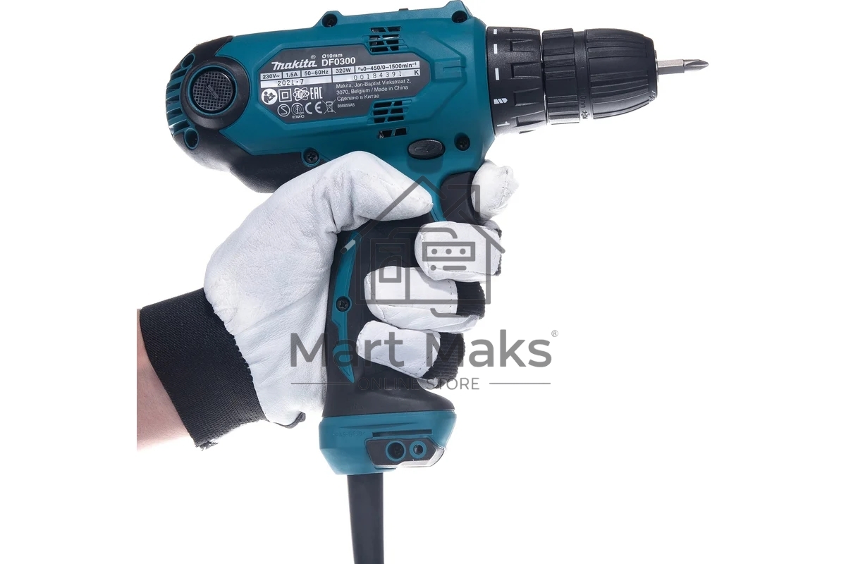 Дрель Makita DF0300  320Вт,БЗП-10мм,0-450\0-1500об\м,1.2кг,кор