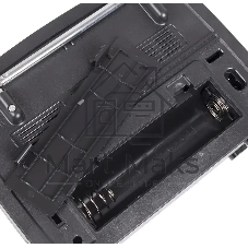 радиоприемник Ritmix RPR-065 серый Портативный трехдиапазонный радиоприемник FM / AM / SW, функция MP3-плеера (читает файлы с microSD/SD/USB носителей), яркий встроенный фонарь, питание от встроенного аккумулятора, от сети 220В, от батареек типа D (2 штуки, в комплект не входят), телескопическая антенна 360° для уверенного приема, AUX IN.