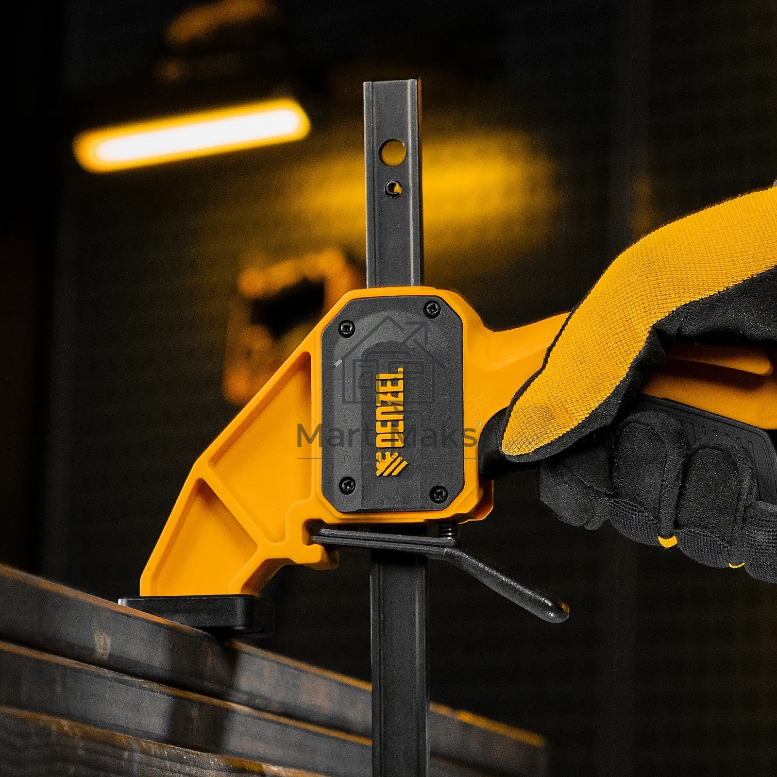 Струбцина Denzel F-образная, быстрозажимная, 150 х 80 мм, усиленный нейлоновый корпус