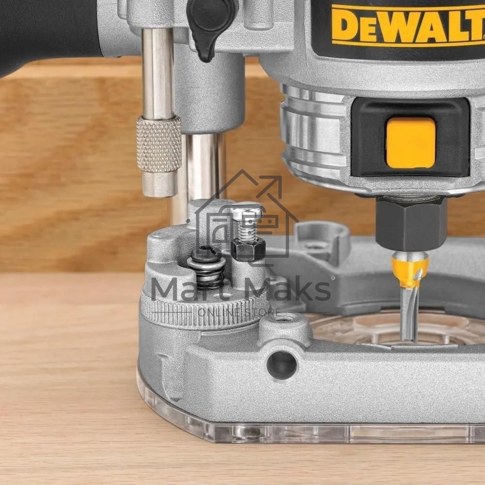 Фрезер DeWalt D26203. 900 Вт,16000-27000 об/мин,ход-55 мм