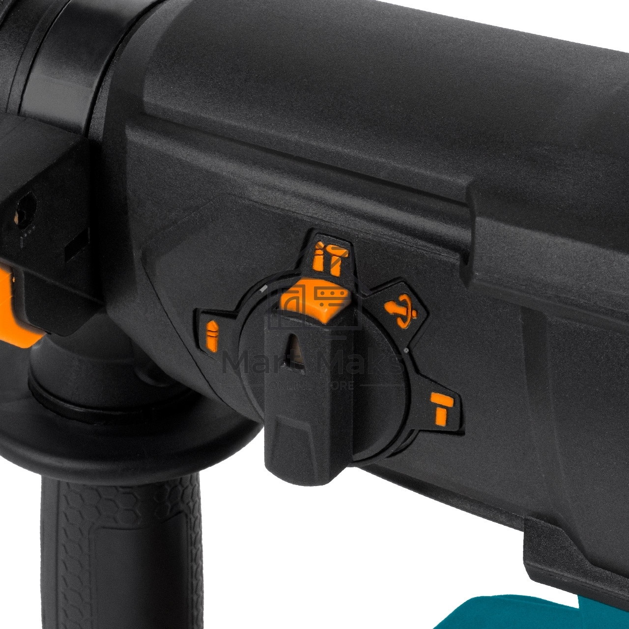 Перфоратор аккумуляторный Bort BHD-20Li-BL (2x4,0А.ч) (93412697) Напряжение аккумуляторной батареи 20 В; Двигатель Бесщеточный двигатель; Энергоемкость аккумуляторной батареи 4 А·ч; Тип аккумуляторной батареи Li-Ion; Скорость холостого хода ...1200 об/мин