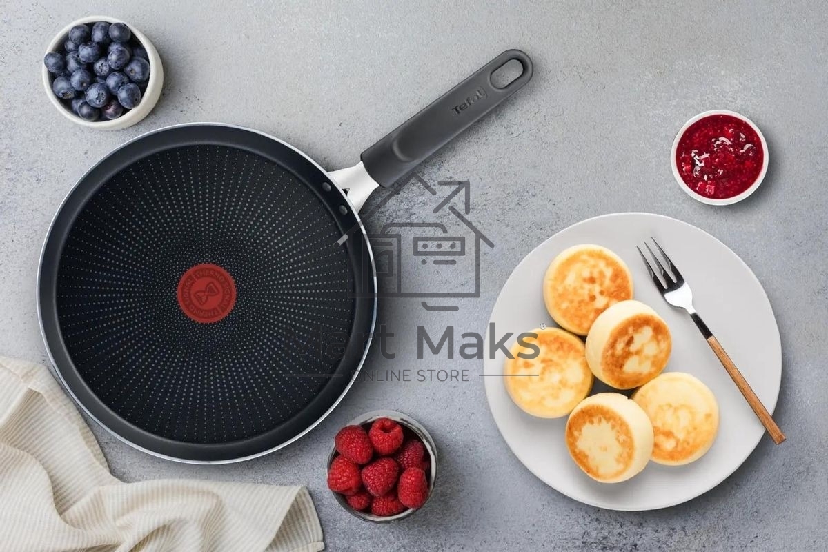 Сковорода блинная Tefal Force 4218522 круглая 22см покрытие: антипригарное ручка несъемная (без крышки) черный (9100048318)