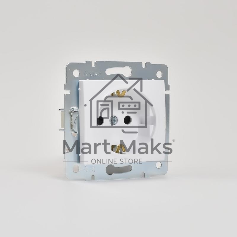 Механизм розетки 1-м СП KARINA защ. шторки с заземл. термопласт бел. LEZARD 707-0288-124B