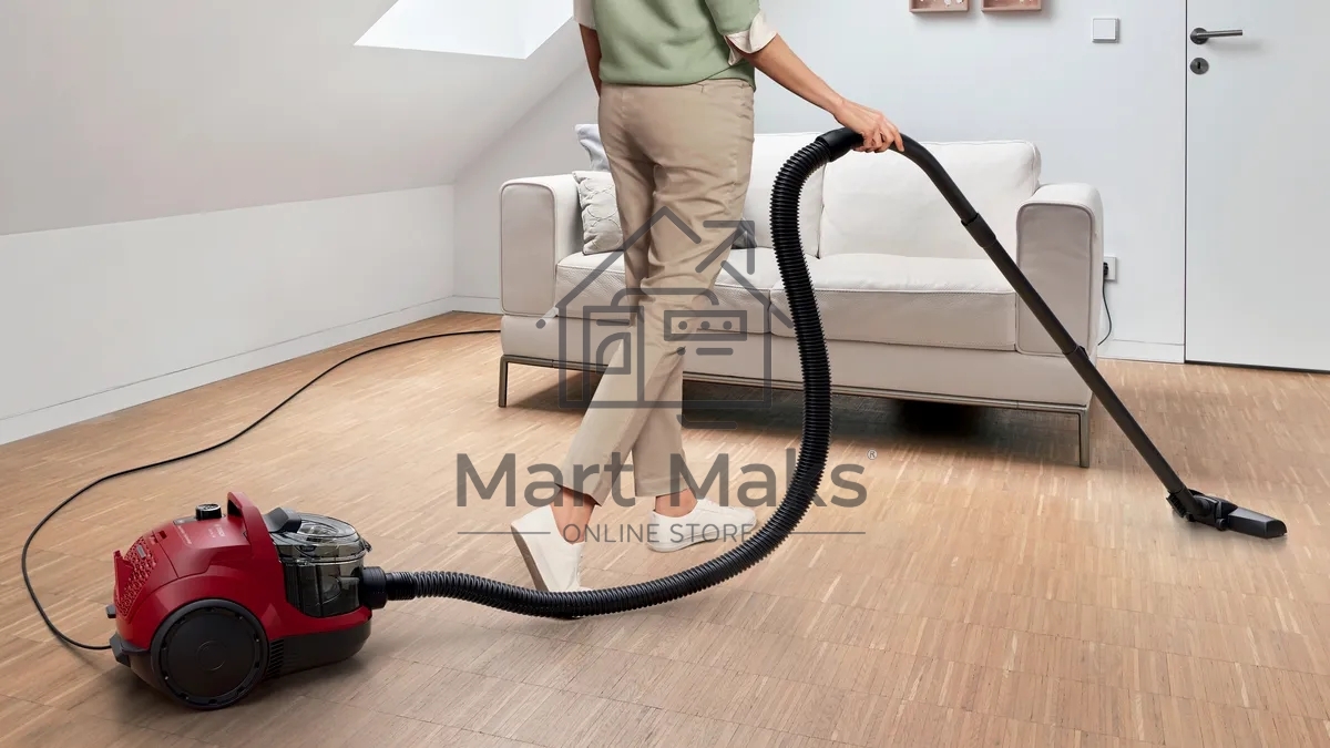 Пылесос Bosch BGS21WX200 красный, 2000 Вт, уборка сухая, пылесборник контейнер, 2 л