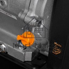 Бензиновая снегоуборочная машина Denzel SBL 711D PRO, 302cc, эл.старт, фара, обогрев, блок. дифф.