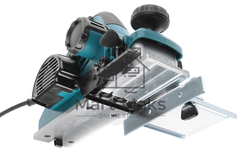 Рубанок Makita KP0810C Рубанок,1050Вт,12000об\м,ширина-82мм,глуб-4мм,3.2кг,кор,парал упор