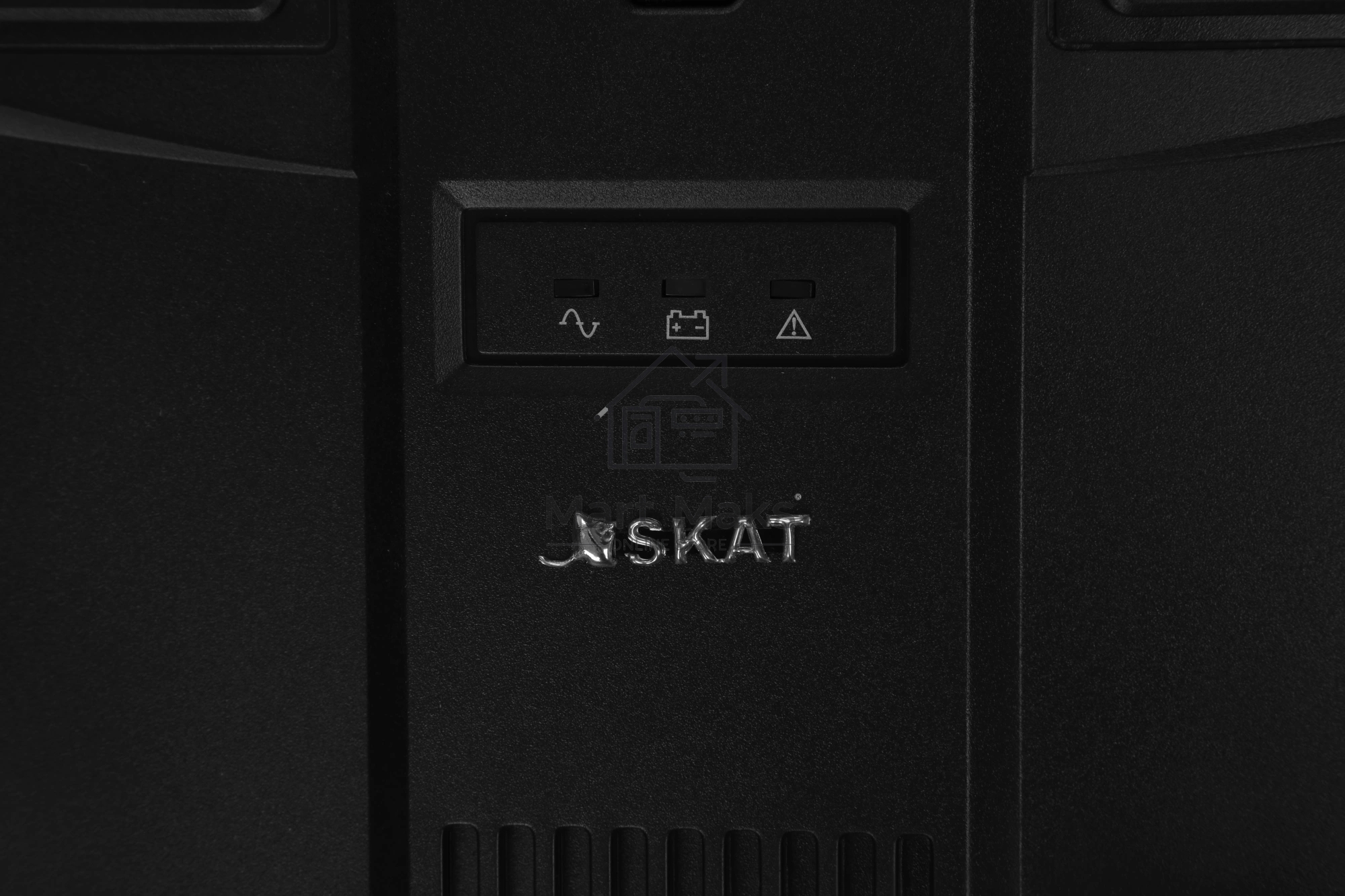 Источник бесперебойного питания SKAT-UPS 800 AI ИБП 220В 480Вт 1 АКБ 9А.ч внутр. меандр. стаб-ция напр-я. 6 выходов Бастион 452