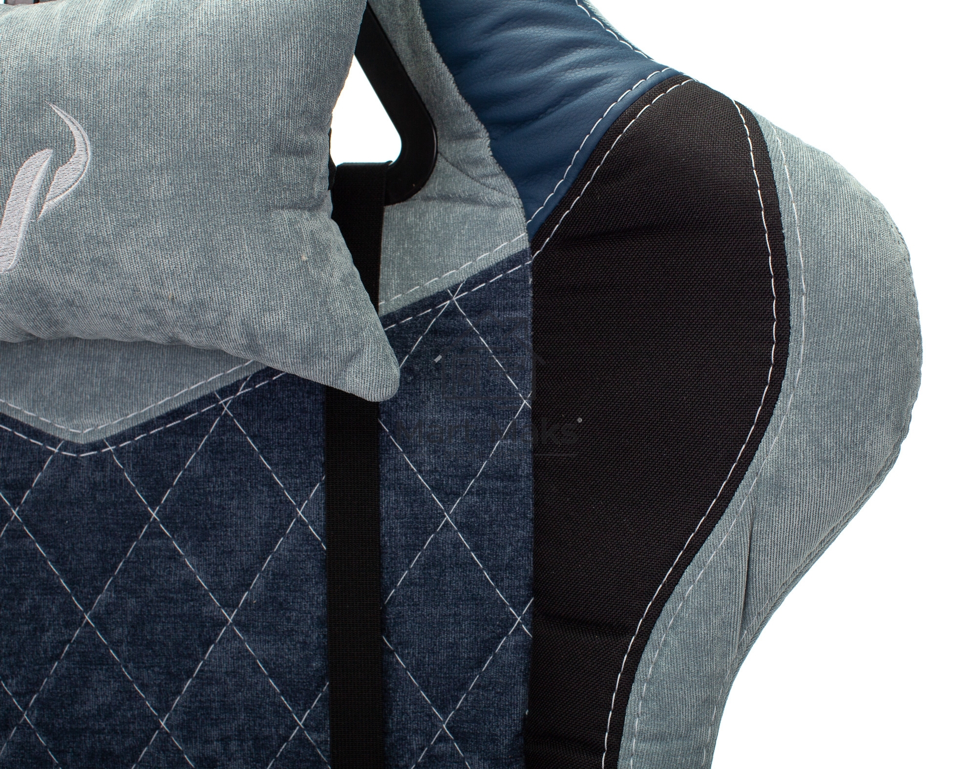 Кресло игровое Бюрократ VIKING 7 KNIGHT BL FABRIC синий текстиль/эко.кожа крестовина металл/пластик